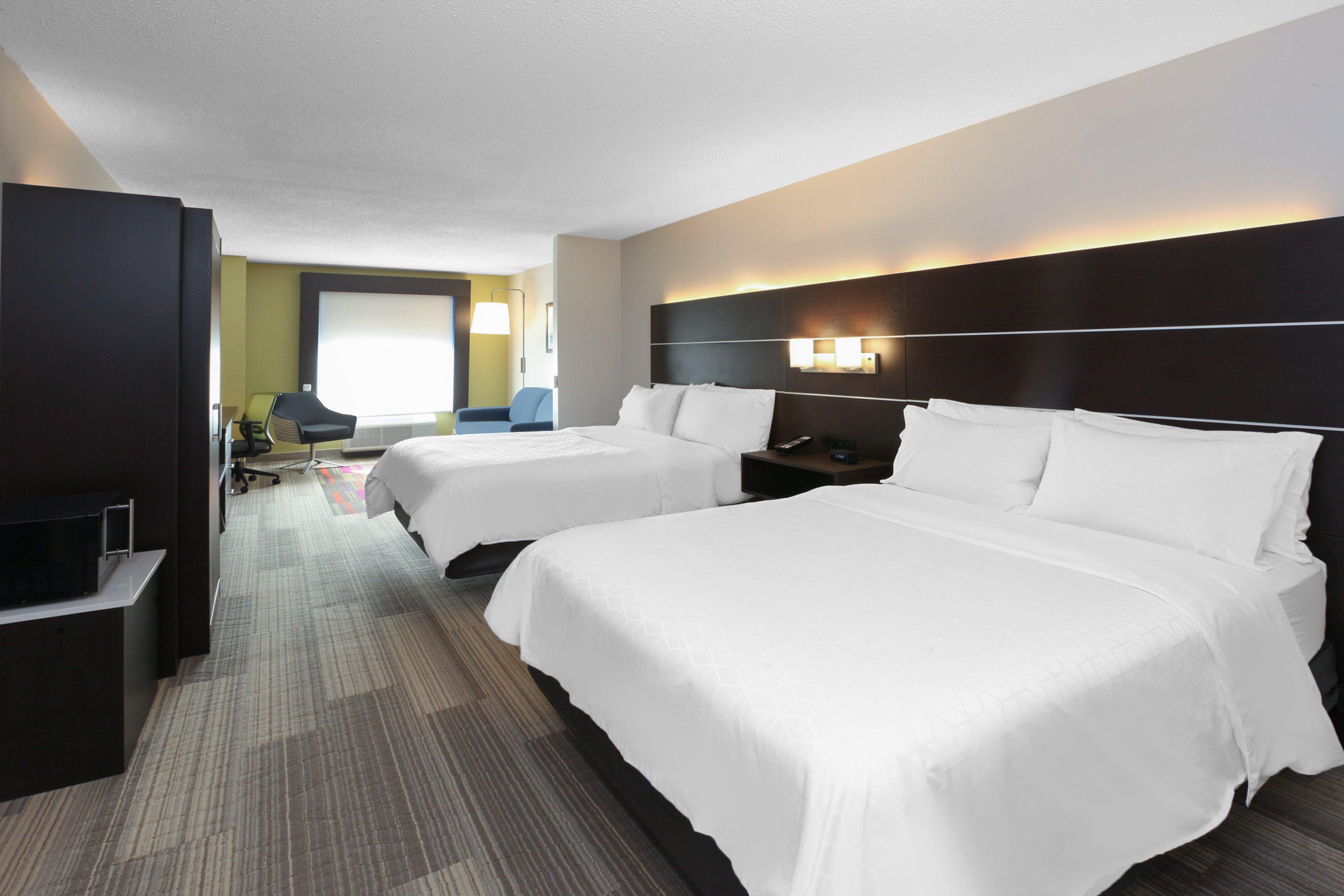 Holiday Inn Express Hotel & Suites Woodhaven By Ihg Exterior photo