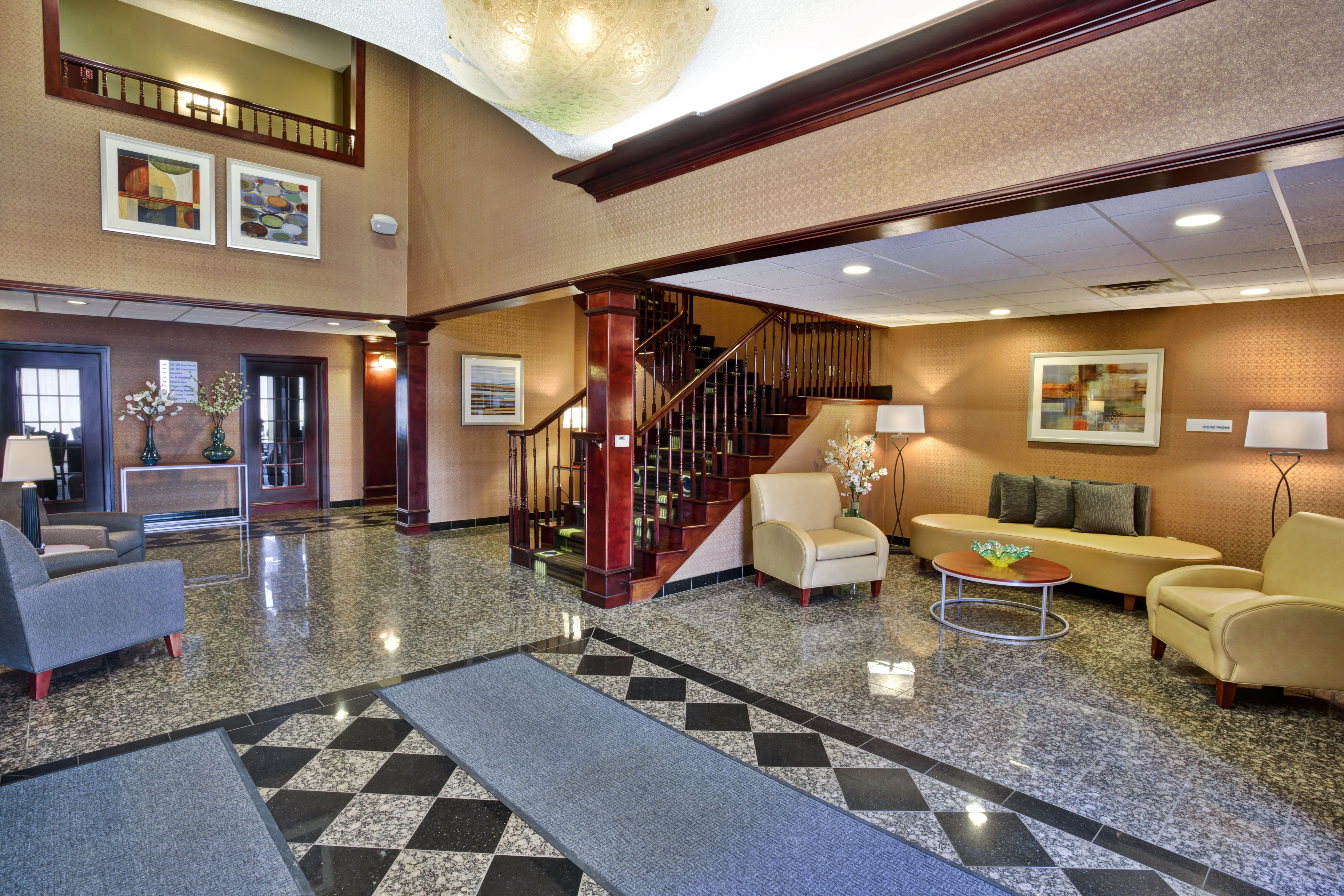 Holiday Inn Express Hotel & Suites Woodhaven By Ihg Exterior photo