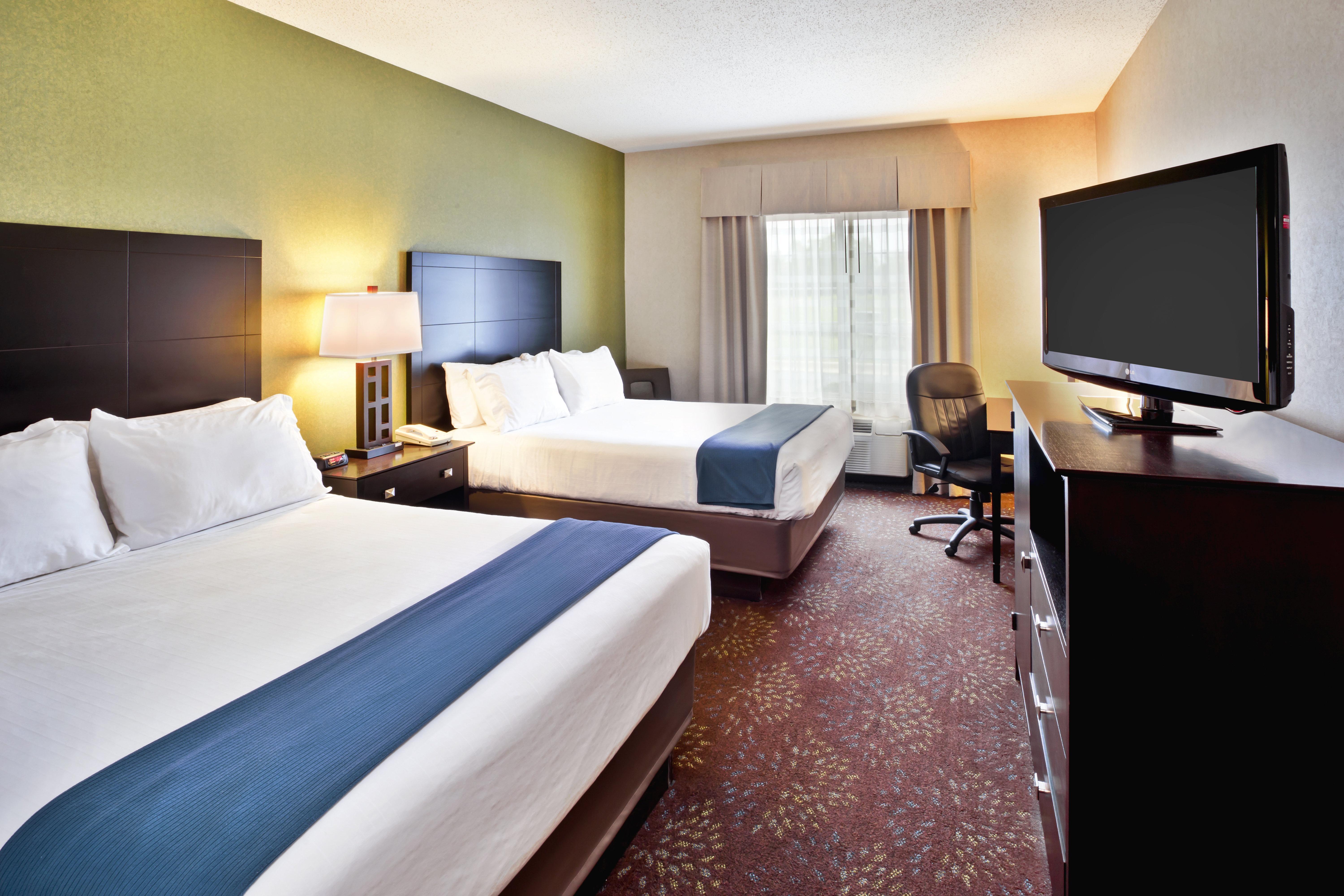 Holiday Inn Express Hotel & Suites Woodhaven By Ihg Exterior photo